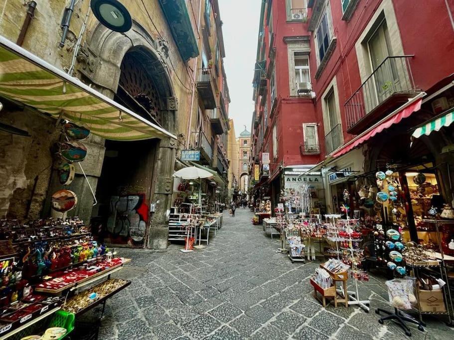 Casa San Gregorio Armeno Apartment Naples Luaran gambar